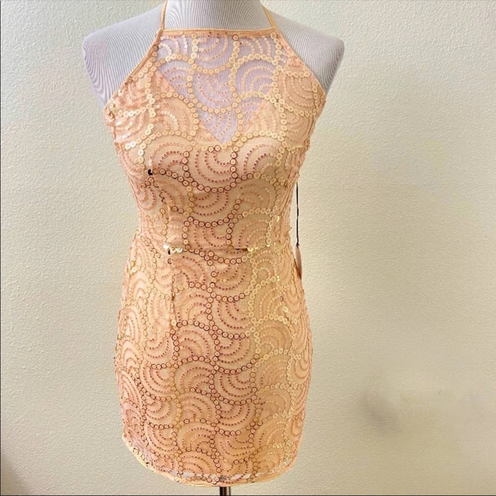 About Us | Revolve Jane Sequin Dress In Peach NEW - Picture 4 of 15